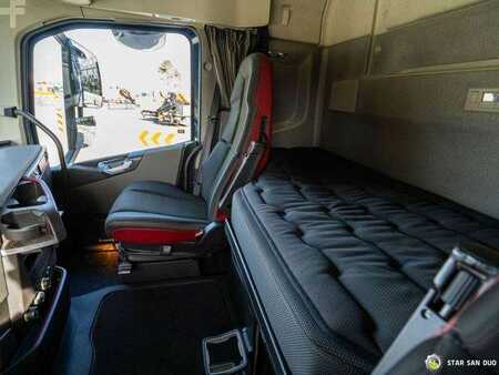 Sonstige 2016 Volvo FH 500 6x2 HMF 3220-K5 HDS Crane Euro 6 (15)