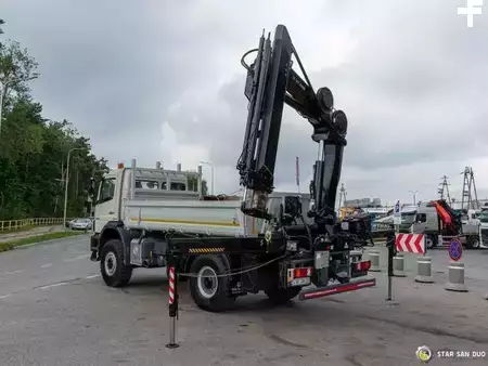 Sonstige 2012 Mercedes-Benz AXOR 1833 4x4 HIAB 166 Crane Kipper (4)