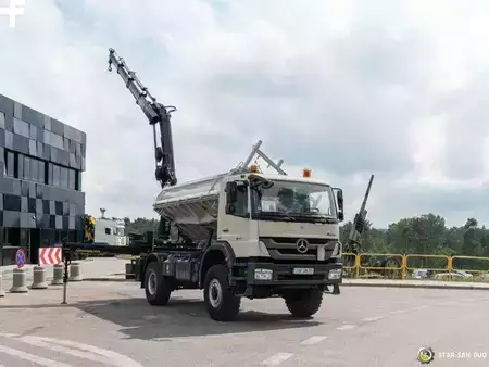 Sonstige 2012 Mercedes-Benz AXOR 1833 4x4 HIAB 166 Crane Kipper (7)