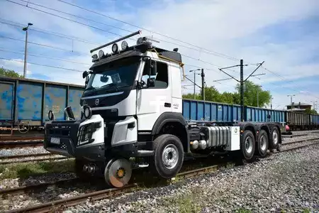 Egyéb 2021 Volvo NEW FMX 8x4 RAIL ROAD SCHIENEN TWO WAY (14)