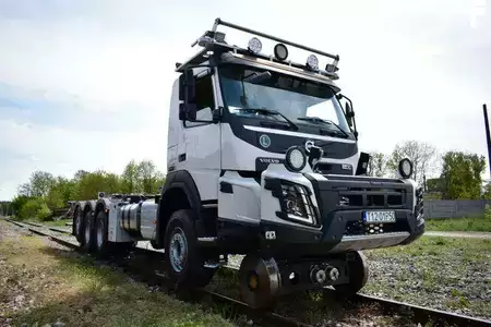 Egyéb 2021 Volvo NEW FMX 8x4 RAIL ROAD SCHIENEN TWO WAY (15)