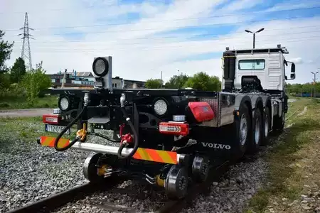 Egyéb 2021 Volvo NEW FMX 8x4 RAIL ROAD SCHIENEN TWO WAY (7)