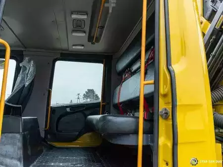 Ostatní 2007 Scania P340 4x4 PALFINGER PK 27002 Crane (18)