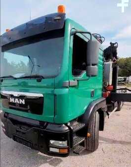 MAN TGA 26.360 6x2 FASSI F 420 XP Kran CRAN