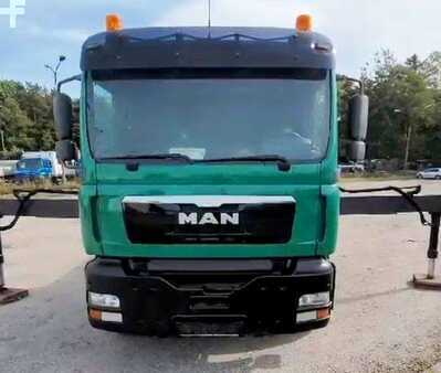 MAN TGA 26.360 6x2 FASSI F 420 XP Kran CRAN