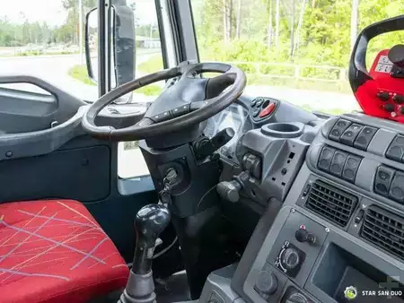 Miscelaneo 2007 Iveco TRAKKER 450 6x4 PALFINGER PK 44002 Crane Tracto (15)