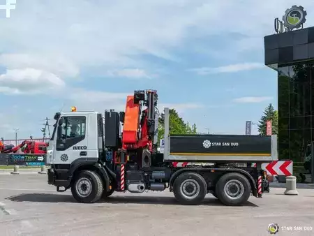 Miscelaneo 2007 Iveco TRAKKER 450 6x4 PALFINGER PK 44002 Crane Tracto (9)