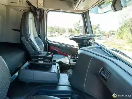 Altri 2016 Volvo FM 450 6x2 HIAB 288 E-6 HIPRO Crane Grab Tipper (17)