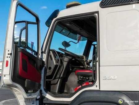 Volvo FM 330 6x2 Hiab 192 E-5 HIPRO Crane