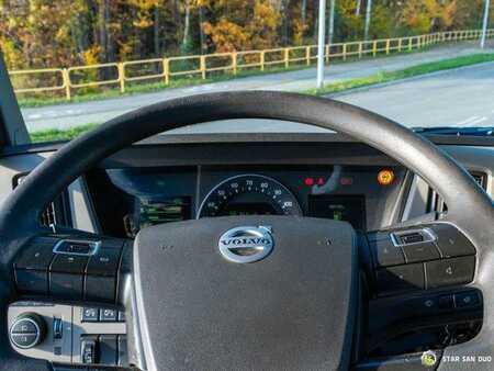 Volvo FM 330 6x2 Hiab 192 E-5 HIPRO Crane