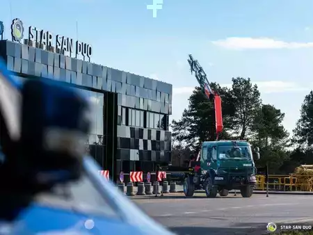 Miscelaneo 2008 Renault MIDLUM 240 DXI 4x4 Palfinger PK23002 Crane (2)