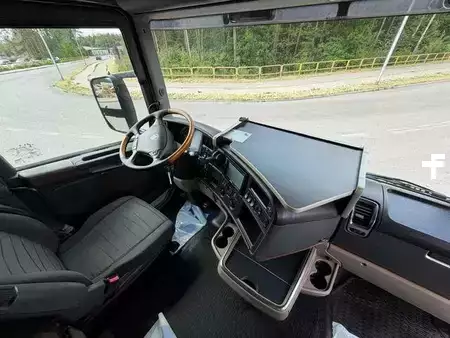 Outro 2011 Scania R560 8x2 PALFINGER PK 85002 Fly Jib Crane Kran (16)