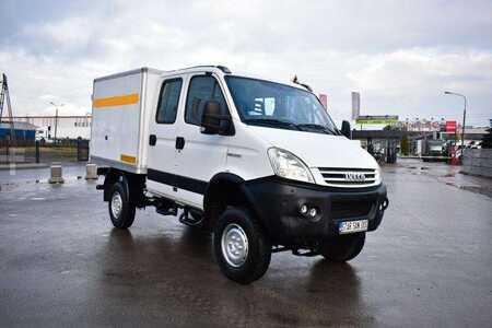 Sonstige 2009 Iveco DAILLY 4x4 CAMPER OFF ROAD DOKA (19)