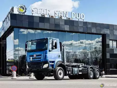 Miscelaneo 2015 Tatra T158 PHOENIX 6x6 Euro 6 (3)