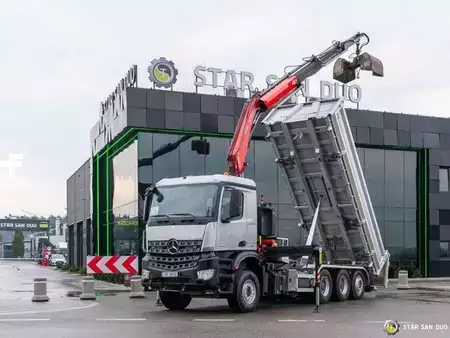 Ostatní 2015 Mercedes-Benz AROCS 3643 8x4 Fassi F235A.2.23 Crane Kipper (1)