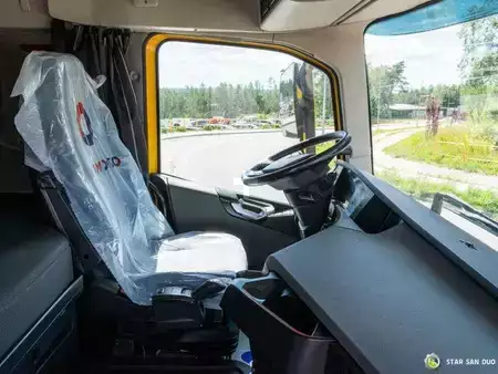Outro 2016 Volvo FH 540 8x2 PALFINGER PK 65002 SH Fly Jib Crane (20)