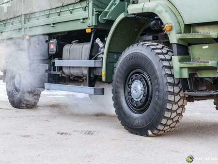 Ostatní 2007 Mercedes-Benz AXOR 1829 4x4 Kamper Offroad Plandeka (19)