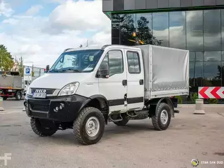 Overige 2011 Iveco Daily 55S17 4x4 DOKA 7 seats Webasto (12)