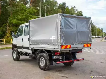 Overige 2011 Iveco Daily 55S17 4x4 DOKA 7 seats Webasto (14)