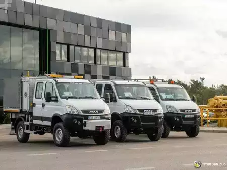 Overige 2011 Iveco Daily 55S17 4x4 DOKA 7 seats Webasto (3)