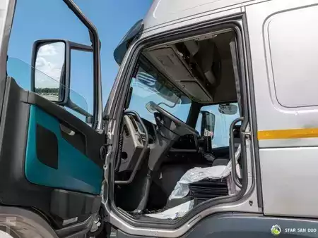 Outro 2014 Volvo FM420 8x4 PALFINGER PK 56002 Crane Fly Jib Winc (15)