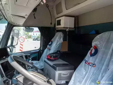 Outro 2014 Volvo FM420 8x4 PALFINGER PK 56002 Crane Fly Jib Winc (16)