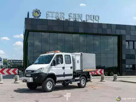 Pozostałe 2013 Iveco DAILY 55S17W 4x4 DOKA Camper Dubel (11)