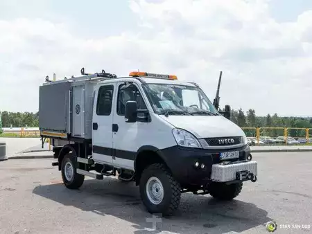 Pozostałe 2013 Iveco DAILY 55S17W 4x4 DOKA Camper Dubel (2)