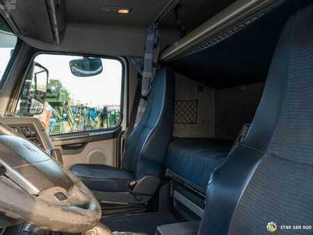 Volvo FH 520 8x2 PALFINGER PK 100002 HDS Fly Jib Cran