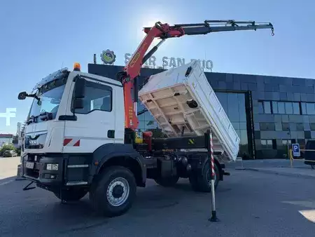 Annet 2015 MAN TGM 18.340 4x4 PALFINGER PK 13001 Crane Tipper (8)