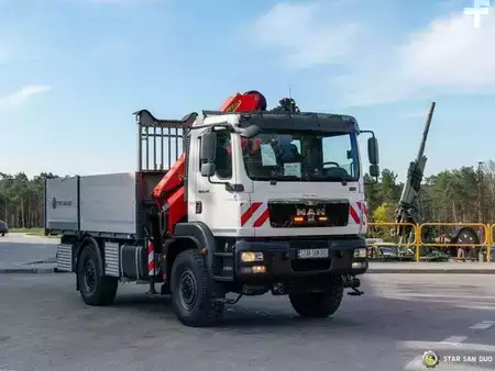 Övrigt 2011 MAN TGM 18.340 4x4 Palfinger PK 18002 Crane (9)
