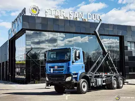 Miscelaneo 2015 Tatra T158 PHOENIX 6x6 Euro 6 (1)