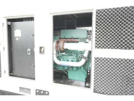 Power Generator 2016 Volvo 654 kVA (11)