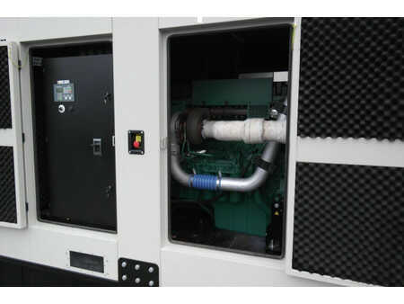 Power Generator 2016 Volvo 654 kVA (12)