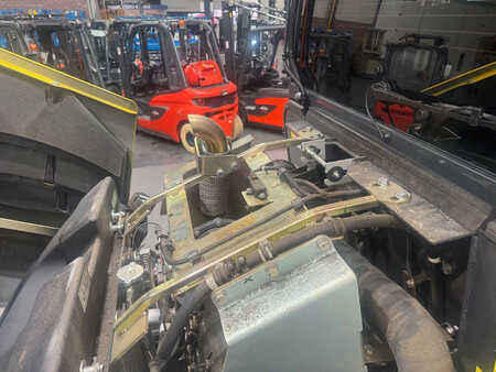 Kolové nakladače 2025 Komatsu WA80M-8E0 DEMO (24)