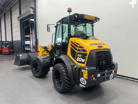 Kolové nakladače 2026 Komatsu WA80M-8E0 NIEUW (10)