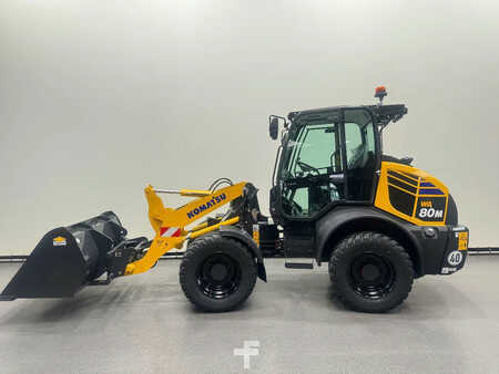 Kolové nakladače 2026 Komatsu WA80M-8E0 NIEUW (5)