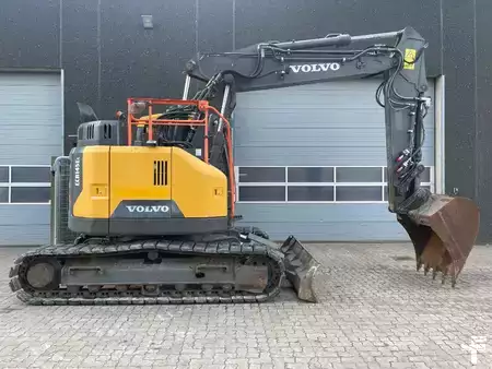 Escavadora de rastos 2020 Volvo ECR145EL (3)