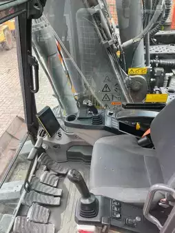 Escavadora de rastos 2020 Volvo ECR145EL (4)