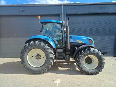Pozostałe 2011 New Holland Construction T7030AC (2)