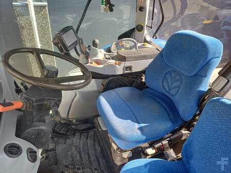 Pozostałe 2011 New Holland Construction T7030AC (5)