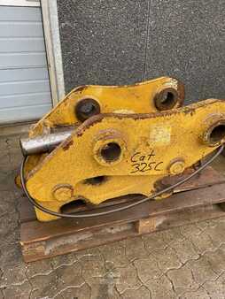 Ráépithetö részek 0 Miller CAT 325 hurtigskift / Schnellwechsler / Quick hitc (1)