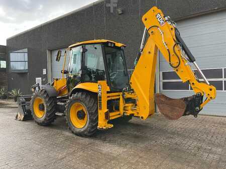 JCB 4CX Pro