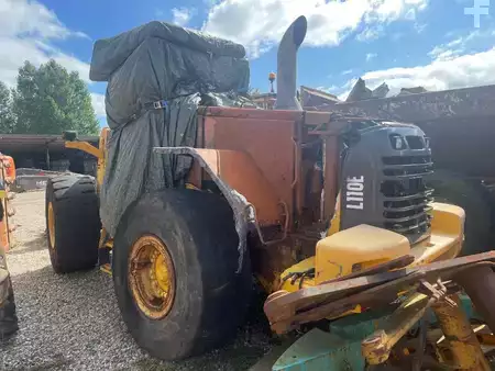 Carregadeira de rodas 2003 Volvo L110E ophug / dismantle / verwertung (2)