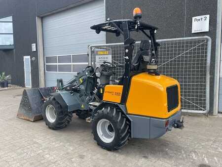 Kompaktlader 2017 Giant V452T X-TRA HD (3)