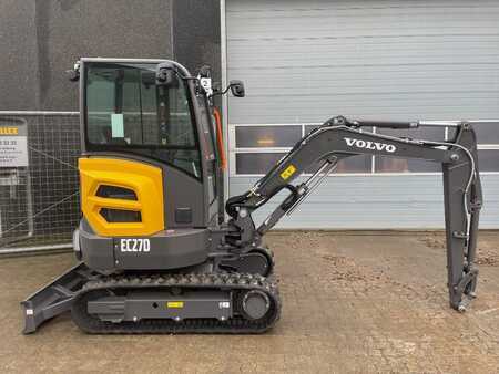 Mini-koparki 2025 Volvo EC27D (3)