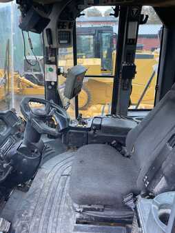 Chargeuse sur pneus 2009 Caterpillar 972H (5)