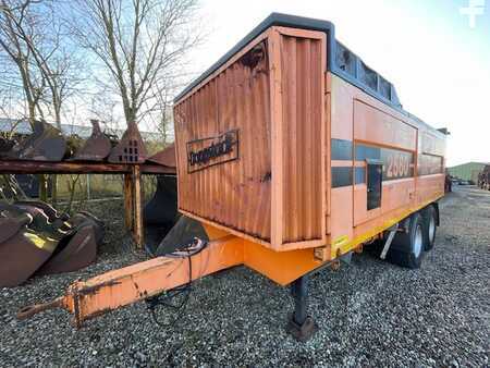 Altri 2000 Doppstadt DW2560 Büffel (1)