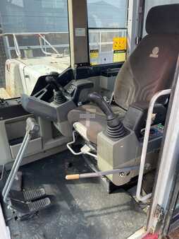 Pelles sur chenilles 2006 Takeuchi TB1140 (4)