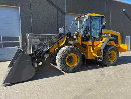 Pale Gommate 2016 JCB 427 (1)